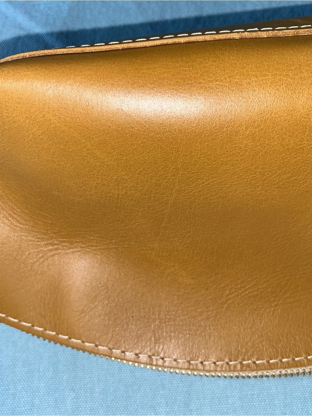 Classic Tan Leather Eclipse Cosmetic Pouch - Smooth Zip Case